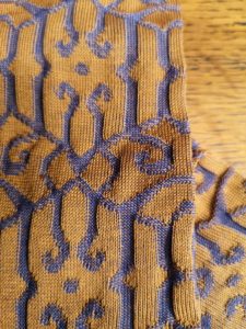 chaussettes-baroque-jaune d'or