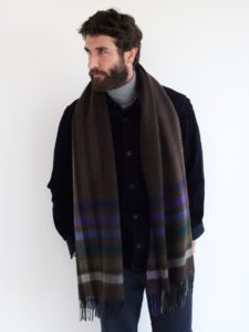 echarpe-cachemire-multicolore-dark