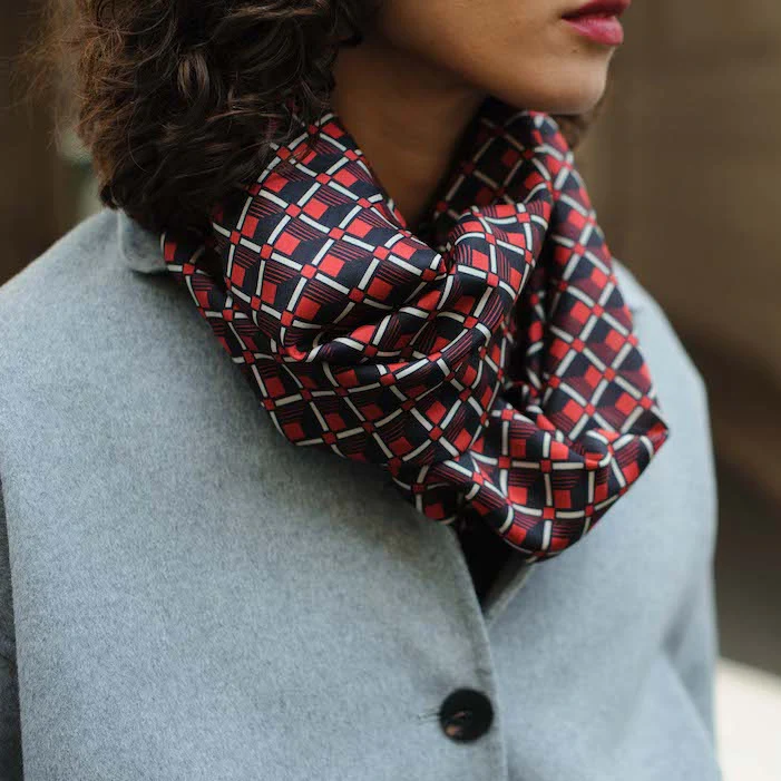 foulard_rouge_et_noir_meilleur_ami