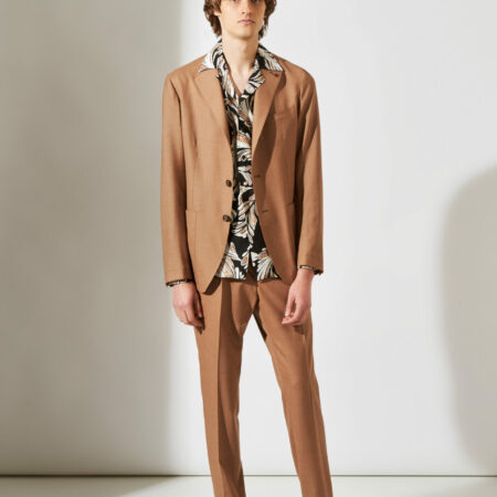 Costume_traveler_tagliatore